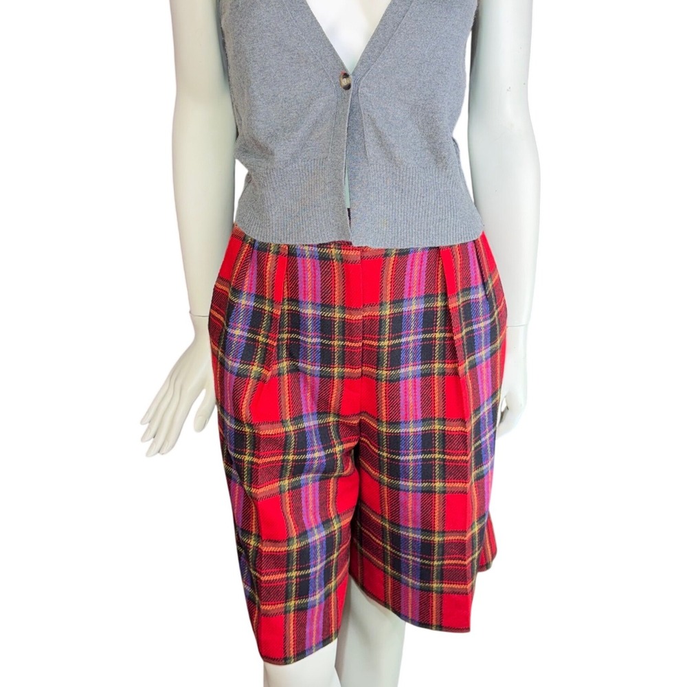Susan Bristol Plaid Wool Shorts Vintage High Waist Red Tartan Dark Academia 8